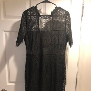Black dress - Lulus never worn - Large